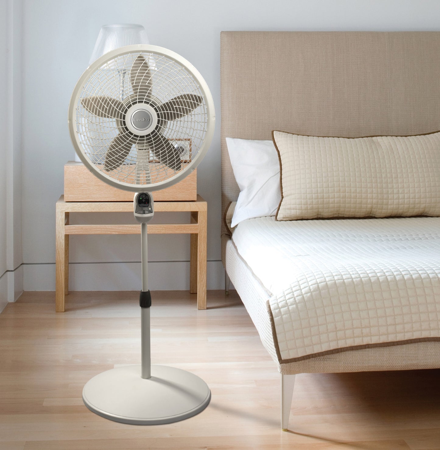 Lasko 18" Cyclone 3- Speed Pedestal Fan with Remote, 1885, White