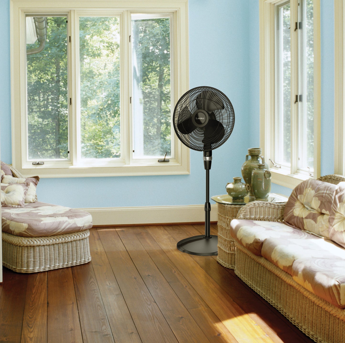 Lasko 16" Adjustable Pedestal Fan, S16525, Black