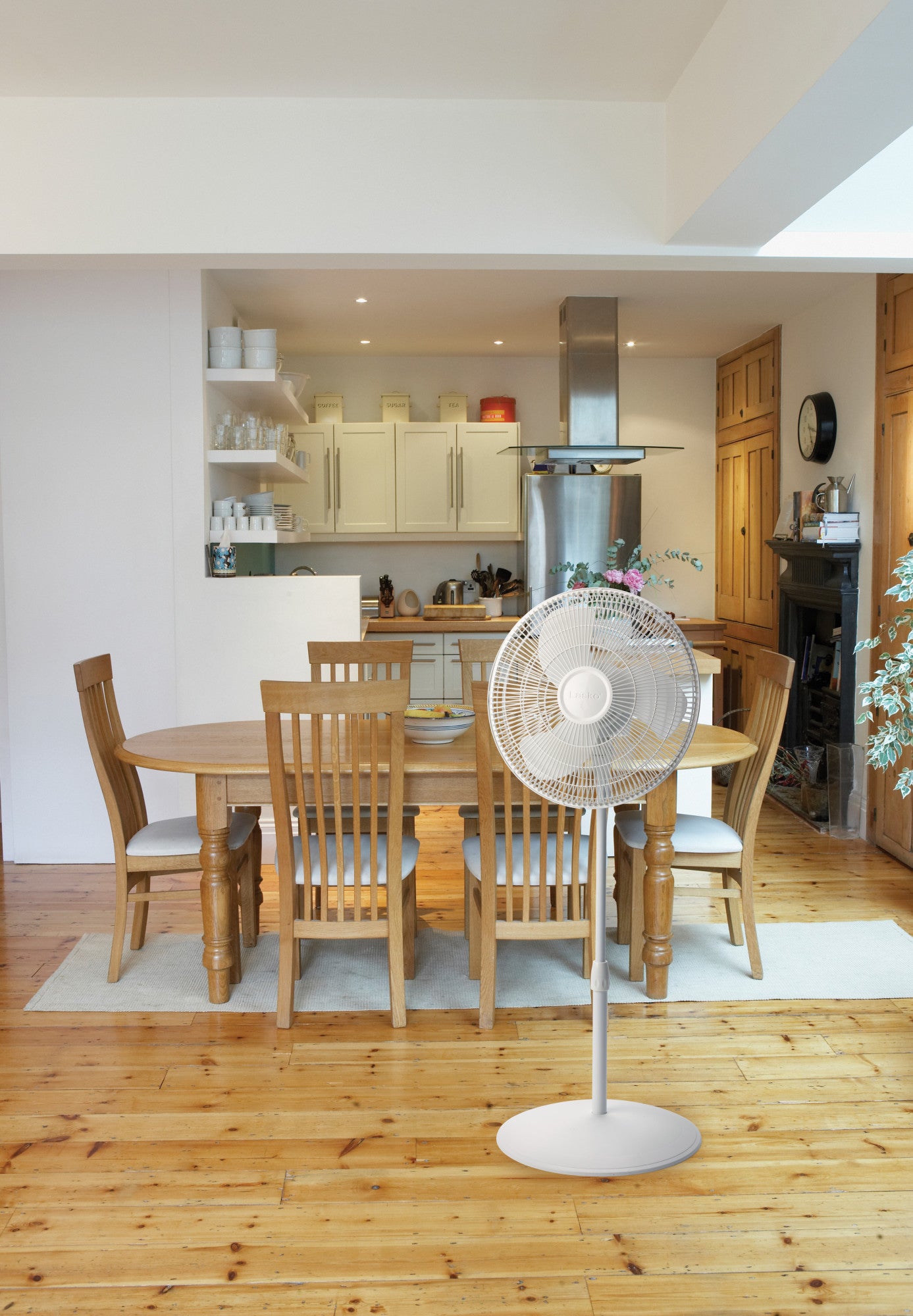 Lasko 16" 3-Speed Oscillating Pedestal Fan, S16201, White