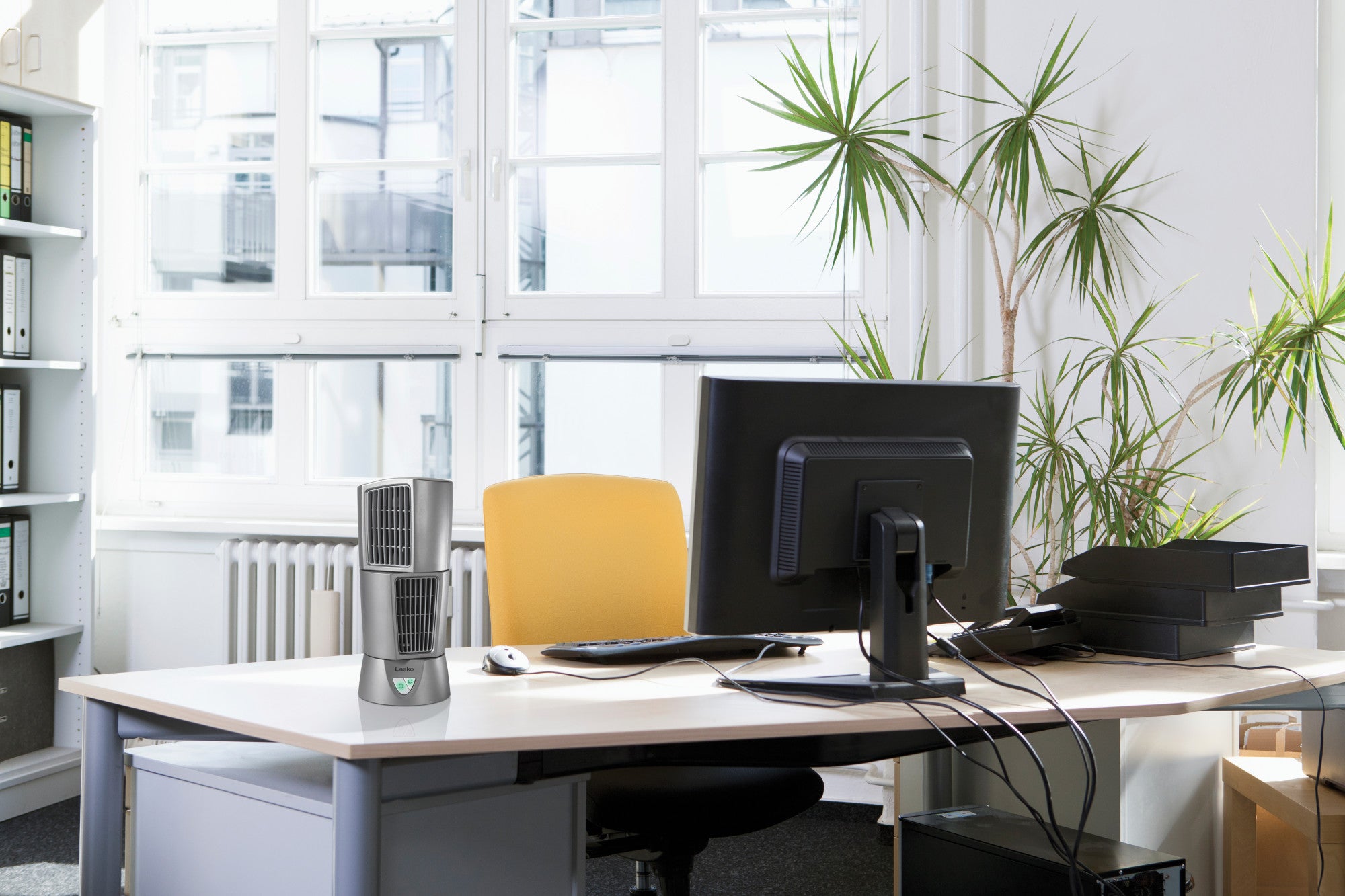 Lasko 14" Platinum Desktop Wind Tower 3-Speed Oscillating Table Fan - Thumbnail 4