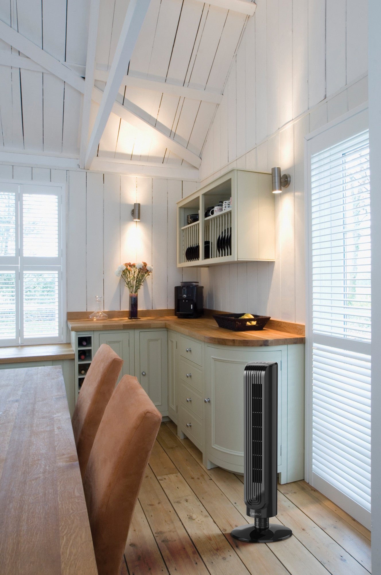 Lasko 32" 3- Speed Oscillating Tower Fan with Timer and Remote Control, T32200, Black