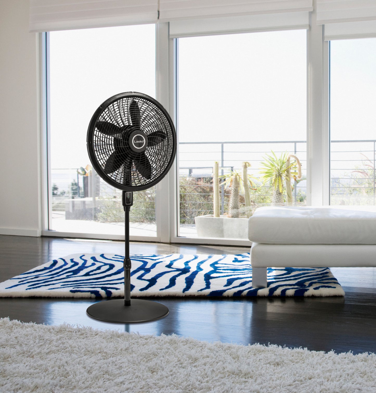 Lasko 18" Cyclone® Pedestal Fan with Remote Control, S18670, Black