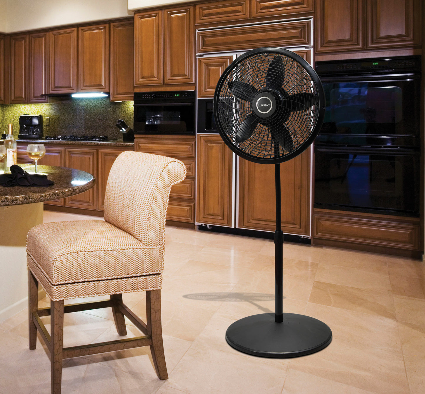 Lasko 1823 18" Cyclone® Pedestal Fan with 3 Speeds