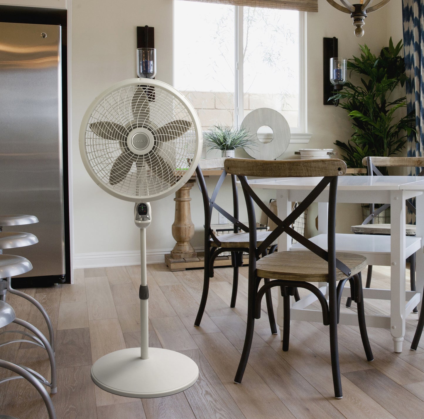 Lasko 18" Cyclone 3- Speed Pedestal Fan with Remote, 1885, White