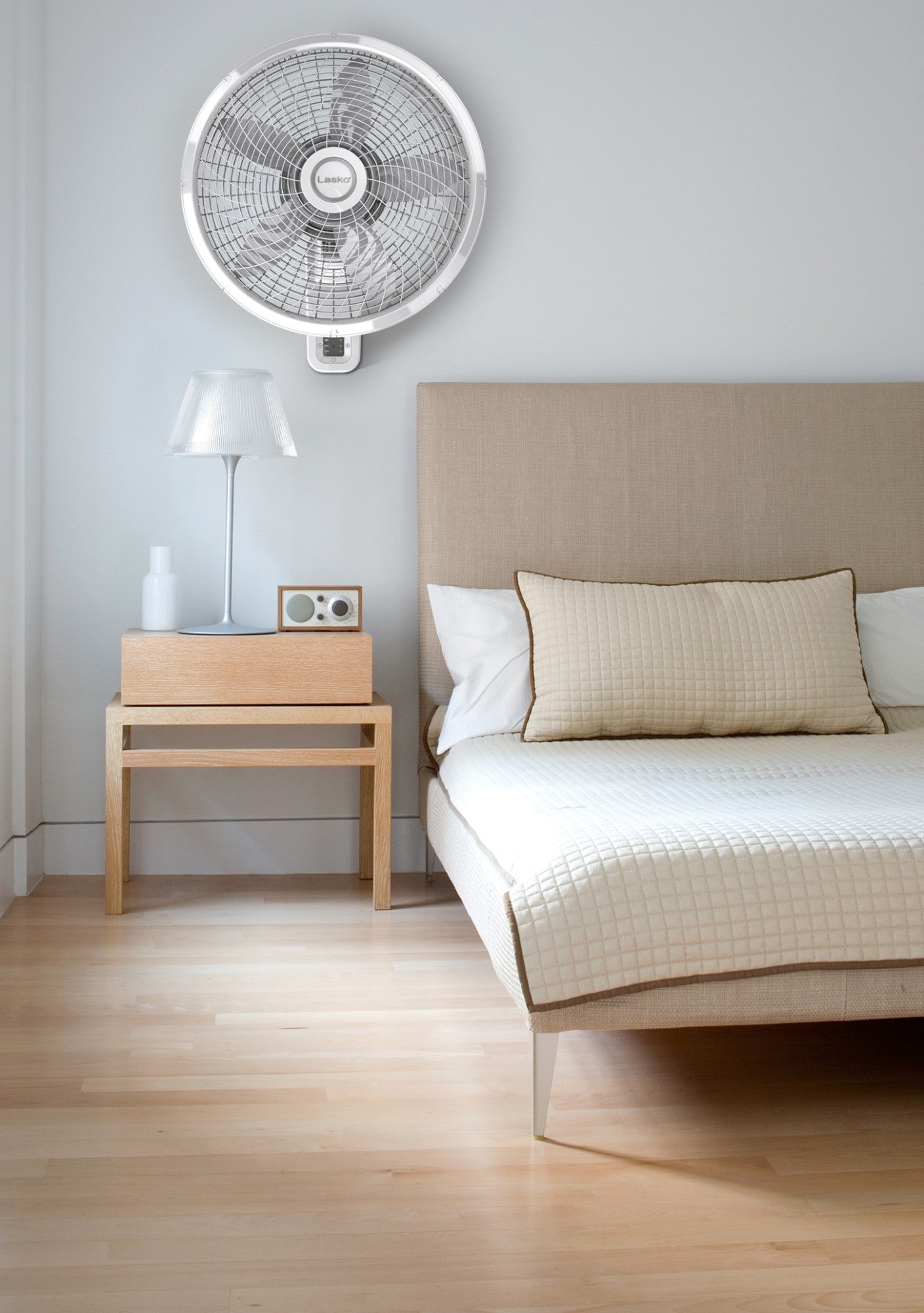 Oscillating Wall-Mount Fan with Remote - Thumbnail 3