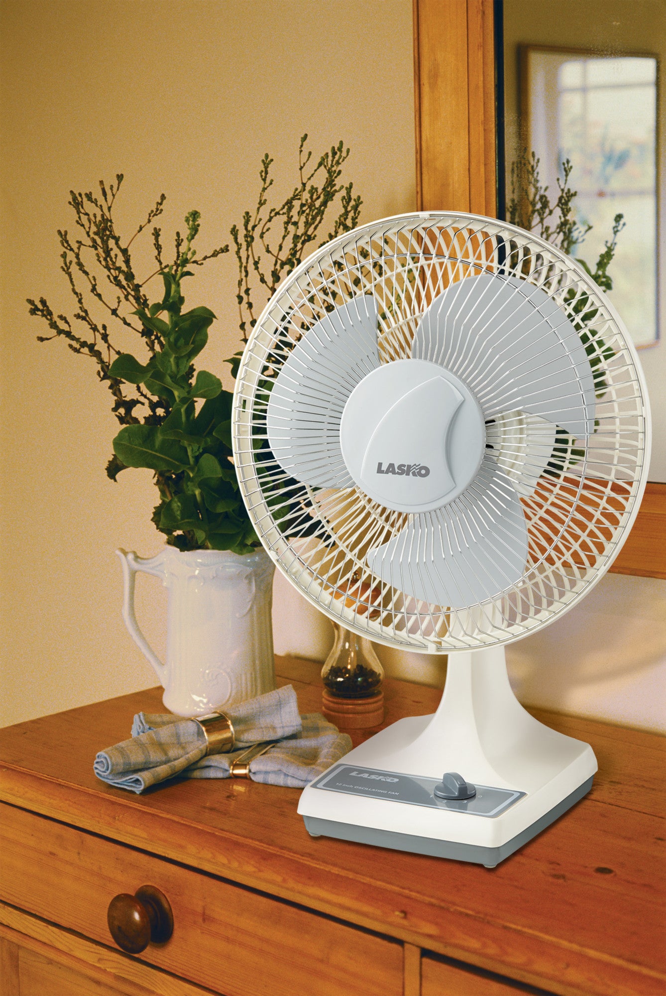 Lasko 12" Oscillating Table Fan, 3150G, White
