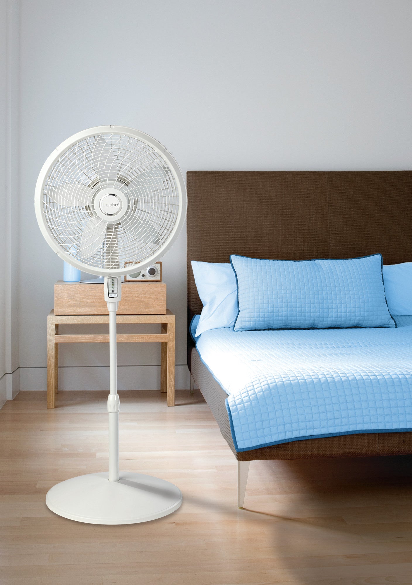 Lasko 18" 4- Speed Pedestal Fan with Remote, S18355, White